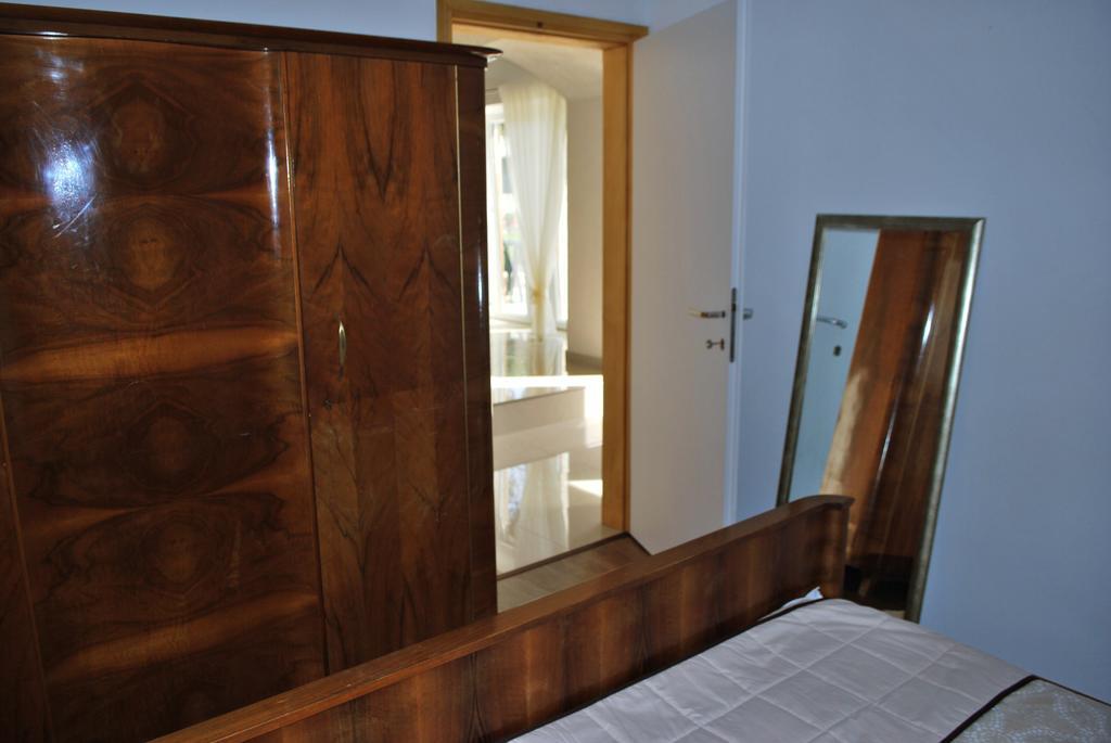 Apartment Mateo Šajini Cameră foto